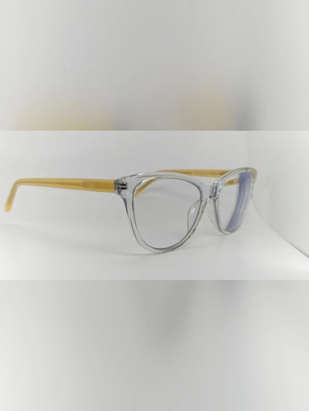 Sing. Clear Cat-Eye Reading Glasses with Vanilla Temples. Minimalist.